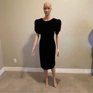 Vintage Evenings by Pantagis Petites Blk Velvet midi dress green lining size 6